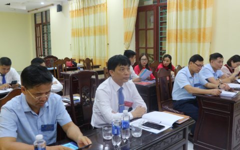 Ban Thường vụ Huyện ủy Quan Sơn công bố các Quyết định về công tác cán bộ
